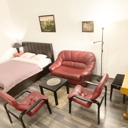 Centro Apartment Near Gedimas Avenue Vilnius Luaran gambar